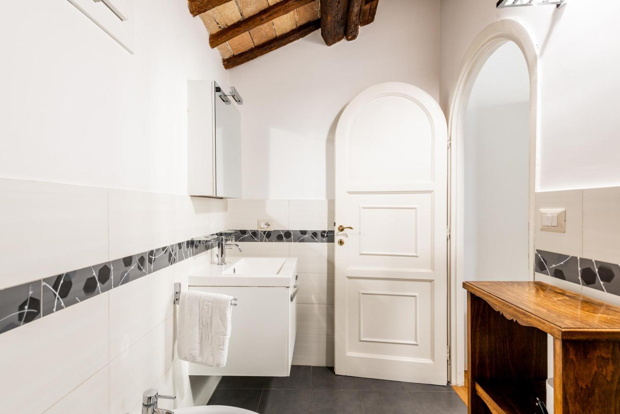 Pavone Centre Romantic Apartment 외부 사진