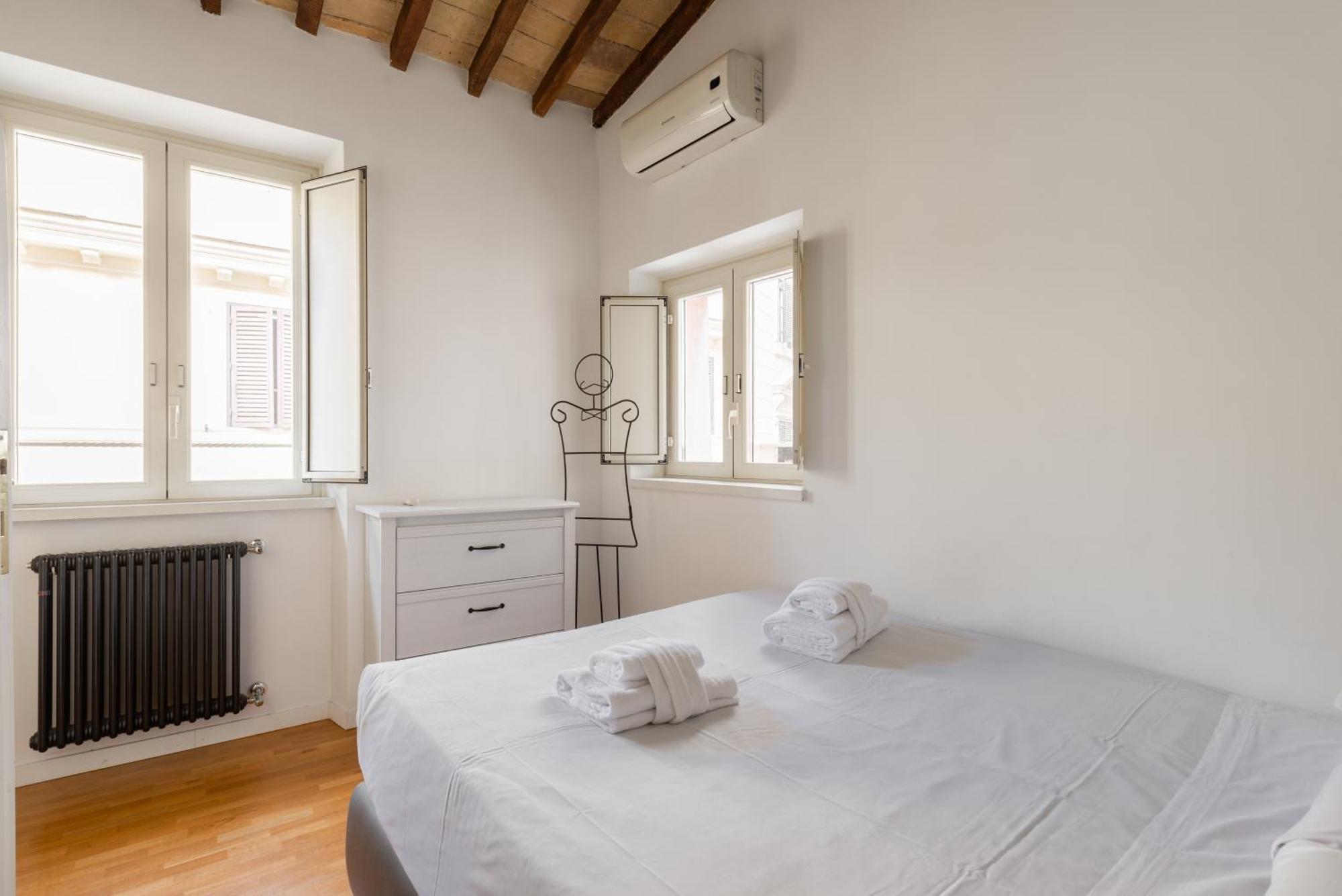Pavone Centre Romantic Apartment 외부 사진